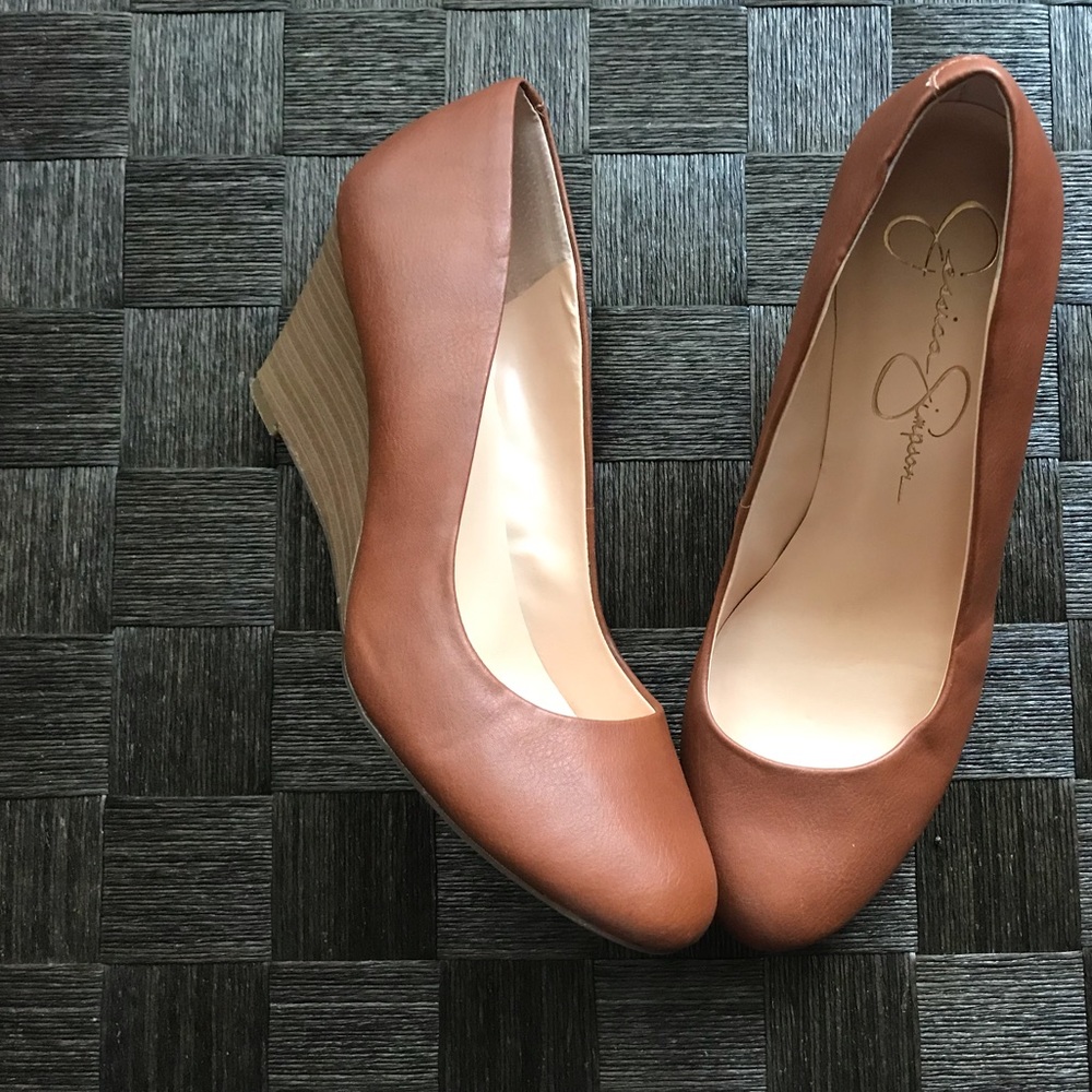 Jessica Simpson tan wedges